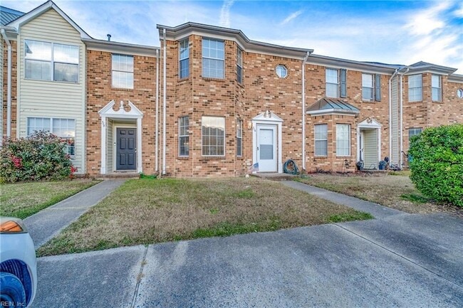 714 Sutherland Dr in Chesapeake, VA - Building Photo - Building Photo