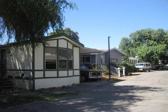 Twin Cypress Mobile Home Park in Knights Ferry, CA - Building Photo - Building Photo