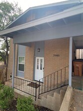 3505 Westchester Ave in Austin, TX - Foto de edificio - Building Photo