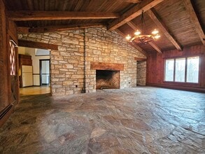 135 Fraelich Rd in Denver, PA - Building Photo - Building Photo