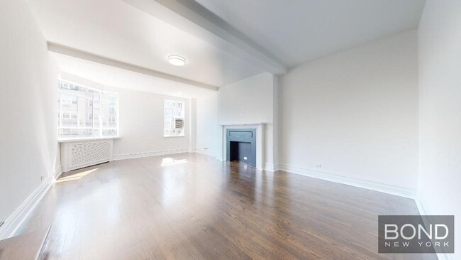 property at 20 5th Ave