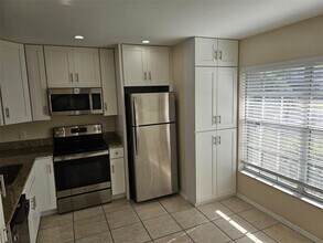 14667 Laguna Beach Cir in Orlando, FL - Building Photo - Building Photo