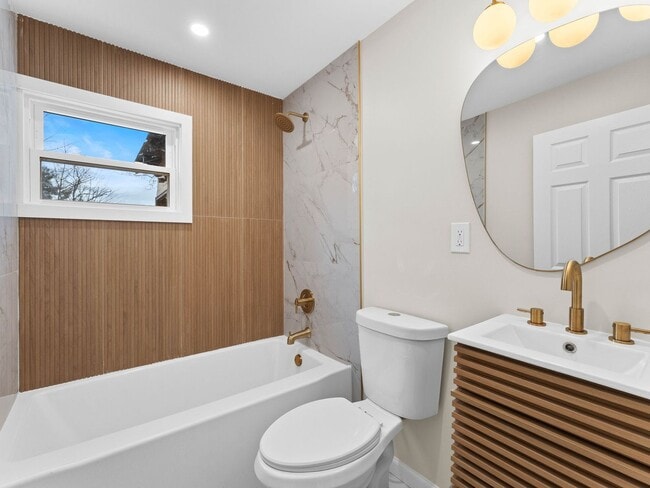 267 E Forest Grove Rd in Vineland, NJ - Building Photo - Building Photo