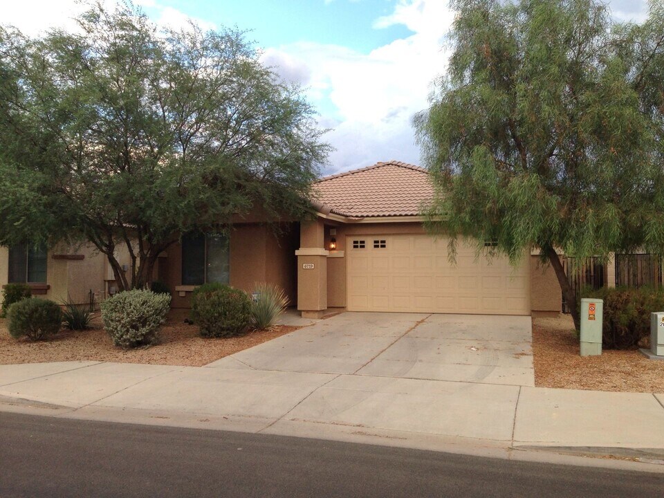 6719 W Beverly Rd in Phoenix, AZ - Building Photo