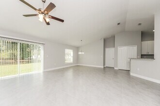 828 Valnera Ct in Kissimmee, FL - Building Photo - Building Photo