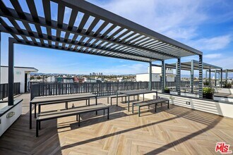 3657 Motor in Los Angeles, CA - Building Photo - Building Photo