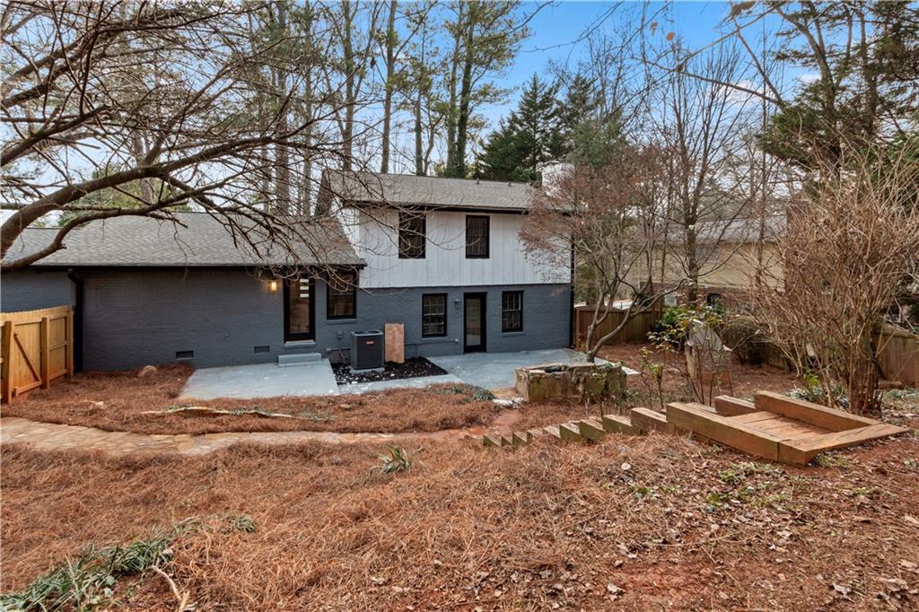 4399 Plantation Ln in Norcross, GA - Building Photo