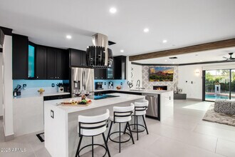 7737 E Roosevelt St in Scottsdale, AZ - Building Photo - Building Photo