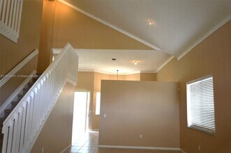 2202 SE 17th Ave in Homestead, FL - Building Photo - Building Photo