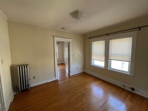 38 Boynton St, Unit 3L in Boston, MA - Building Photo - Building Photo