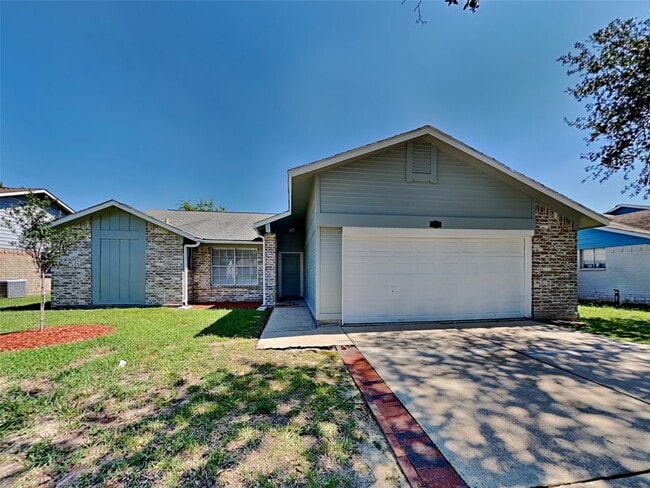 property at 16302 N Cross Dr