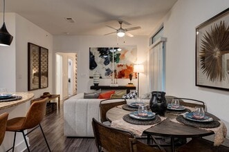 Reserve at Arboretum in Austin, TX - Building Photo - Building Photo
