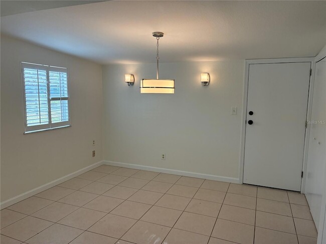 6905 S Trask St in Tampa, FL - Foto de edificio - Building Photo