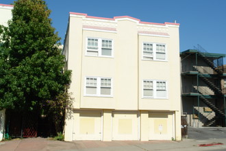 2815 Harrison St in Oakland, CA - Building Photo - Building Photo