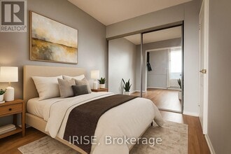 40 Homewood Ave in Toronto, ON - Building Photo - Building Photo