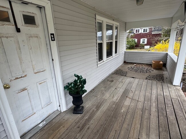 689 E Falmouth Hwy, Unit 2
