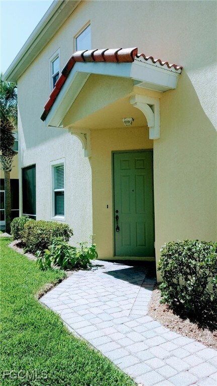 9813 Quinta Artesa Way in Ft. Myers, FL - Building Photo - Building Photo