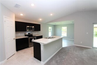 154 Australian Dr in Rotonda West, FL - Building Photo - Building Photo