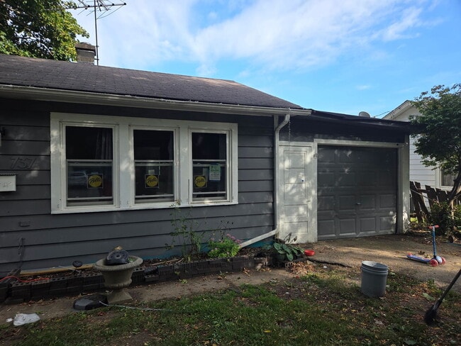 property at 737 Franklin Ave