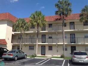 3550 NW 104th Ave in Coral Springs, FL - Building Photo - Building Photo