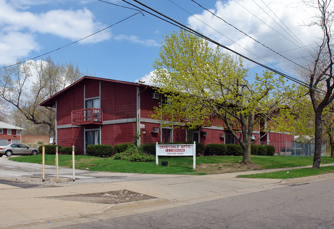 1015-1019 Derbydale Rd in Akron, OH - Foto de edificio - Building Photo