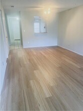 6010 Indrio Rd in Fort Pierce, FL - Foto de edificio - Building Photo