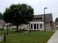 Birchwood at Manlove Manor (62+ Community) in Wilmington, DE - Foto de edificio - Building Photo