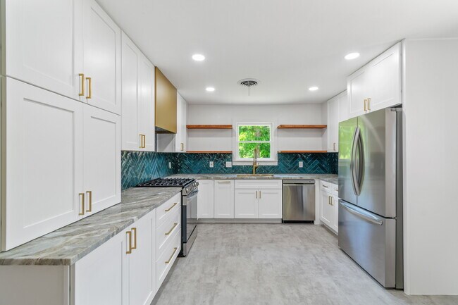 5729 Carb Dr in Westworth Village, TX - Building Photo - Building Photo