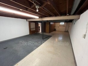 601 Wilshire Dr in Middletown, OH - Building Photo - Building Photo