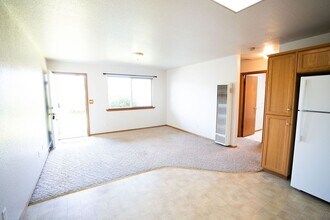 3651 E St-Unit -3651 in Eureka, CA - Foto de edificio - Building Photo