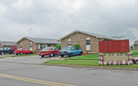 5512 Fisher Dr in Dayton, OH - Building Photo - Building Photo