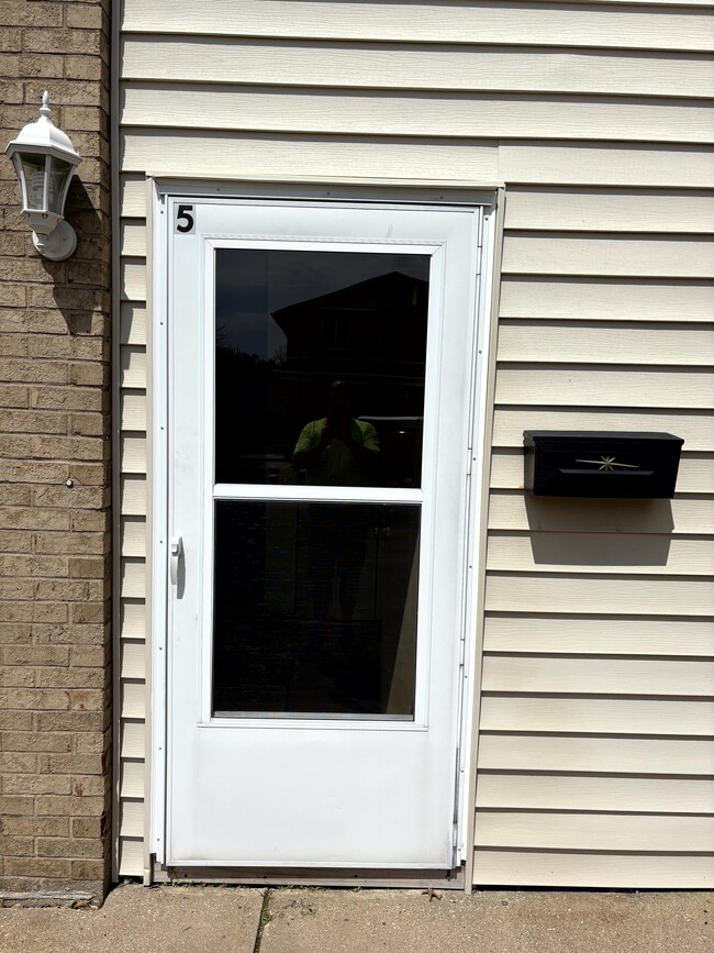 5 Florentine Ct in Pekin, IL - Building Photo - Building Photo