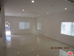 1807 N Kenmore Ave in Los Angeles, CA - Building Photo - Building Photo