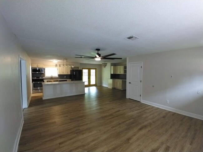 413 Parkview Ave in Deridder, LA - Building Photo - Building Photo