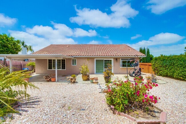 4347 Avenida Soledad in Oceanside, CA - Building Photo - Building Photo