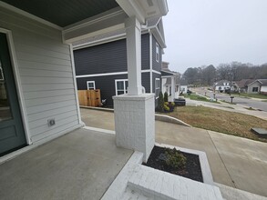 139 W Deaderick St in Jackson, TN - Building Photo - Building Photo