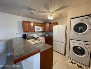 1440 Sheafe Ave NE in Palm Bay, FL - Building Photo - Building Photo