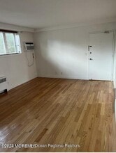 283 Spring St-Unit -283A in Red Bank, NJ - Building Photo - Building Photo