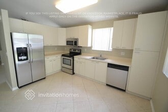 15745 NW 16th Ct in Pembroke Pines, FL - Building Photo - Building Photo