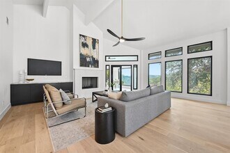 4207 Canyonside Trail in Austin, TX - Building Photo - Building Photo
