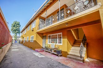 8820 Tobias Ave in Panorama City, CA - Building Photo - Other