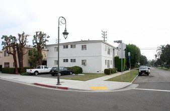 1800 Kelton Ave in Los Angeles, CA - Building Photo - Building Photo