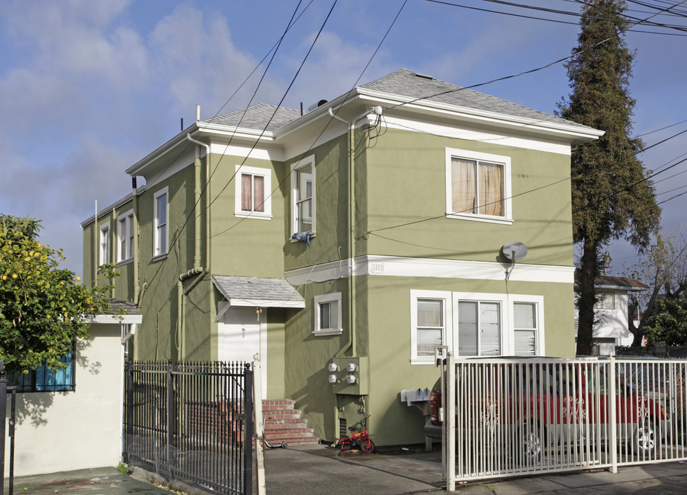 1817 41st Ave in Oakland, CA - Building Photo