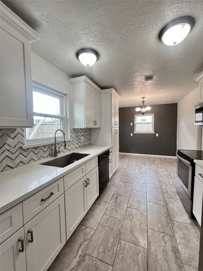 1538 Webster St in League City, TX - Building Photo - Building Photo