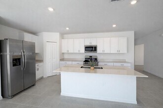 17240 Cantu Ct in North Fort Myers, FL - Building Photo - Building Photo