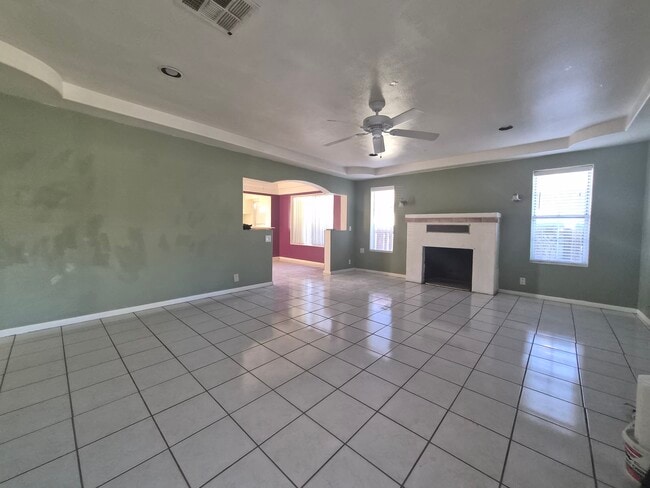 45565 King St in Indio, CA - Foto de edificio - Building Photo