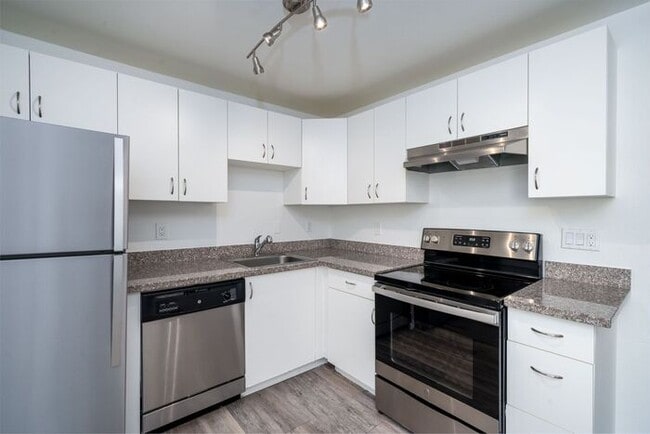 property at 7582 SW Hunziker Rd