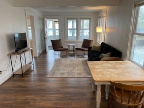 410 N Maple Ave in Marshfield, WI - Foto de edificio - Building Photo