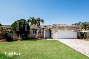 18686 SW 132nd Ave in Miami, FL - Building Photo