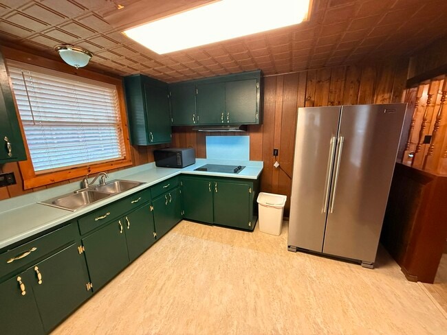 4517 CA-79 in Julian, CA - Building Photo - Building Photo